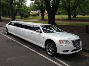 Warm welcome Kitchener Limo Service from Skylink 